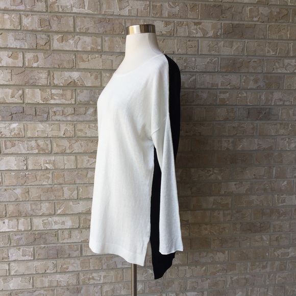 Cynthia Rowley Sweaters - NWT Cynthia Rowley Baroque Black/White Pullover M